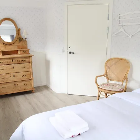 Blabjerggaard - Hennebysvej 60 公寓式酒店 *